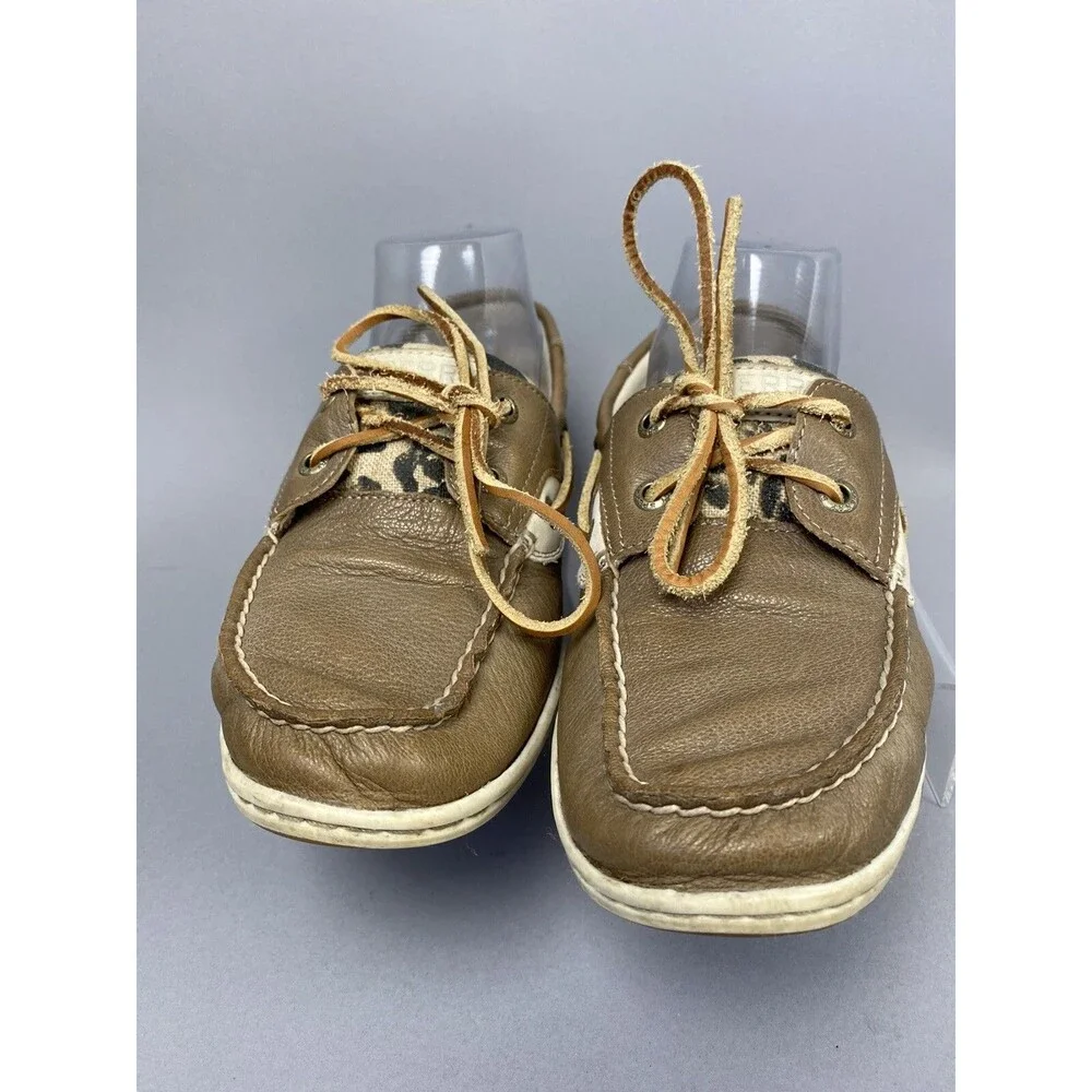 Sperry 2 Women’s 8M Eye Boat Shoe Beige Animal Print Leather Upper Loafer